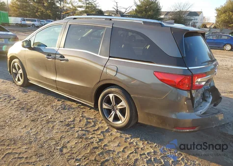 2018 Honda Odyssey Touring из США, поврежденный, VIN 5FNRL6H8XJB008475